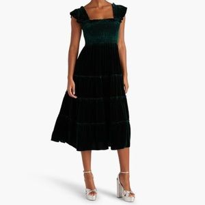Hill House - The Ellie Nap Dress (Emerald Velvet)